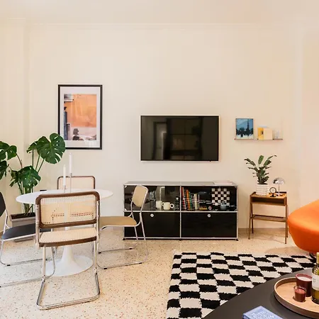 The Athenette * Atene